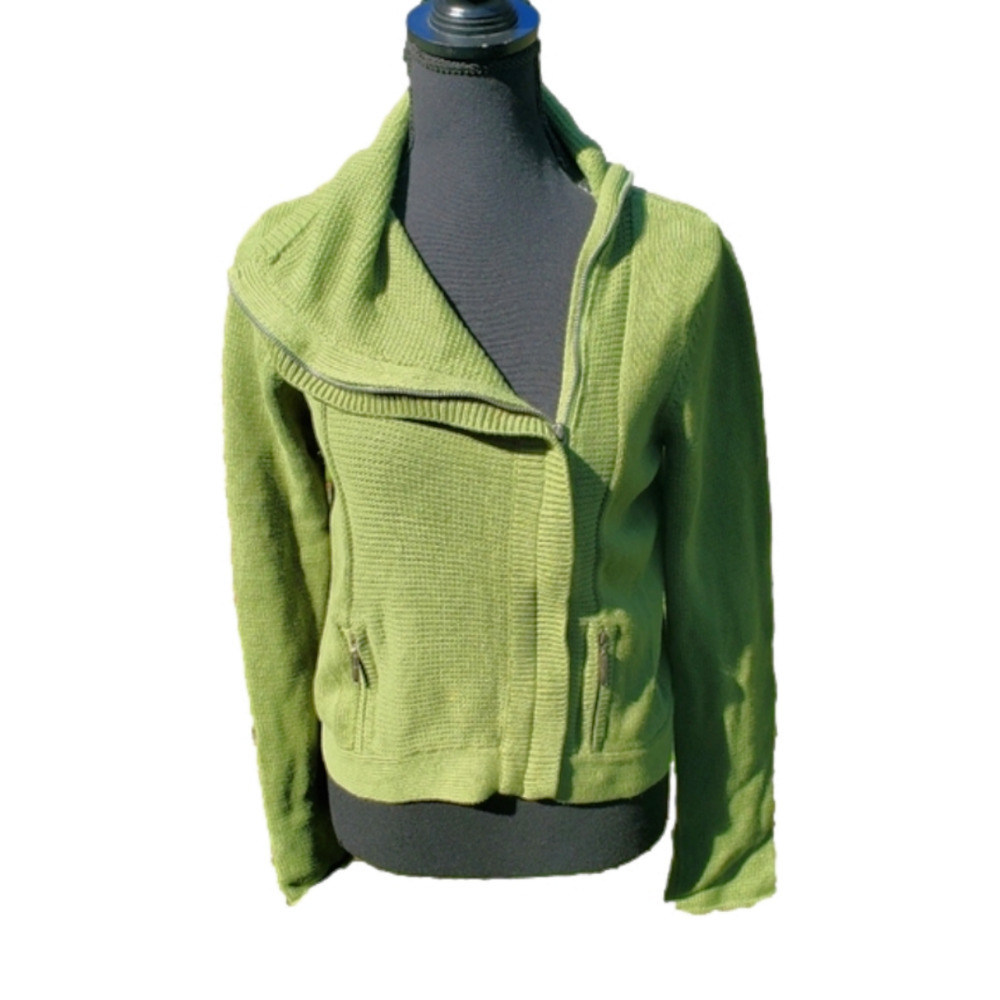 Axcess Sweater Zip Up Green EUC Medium
